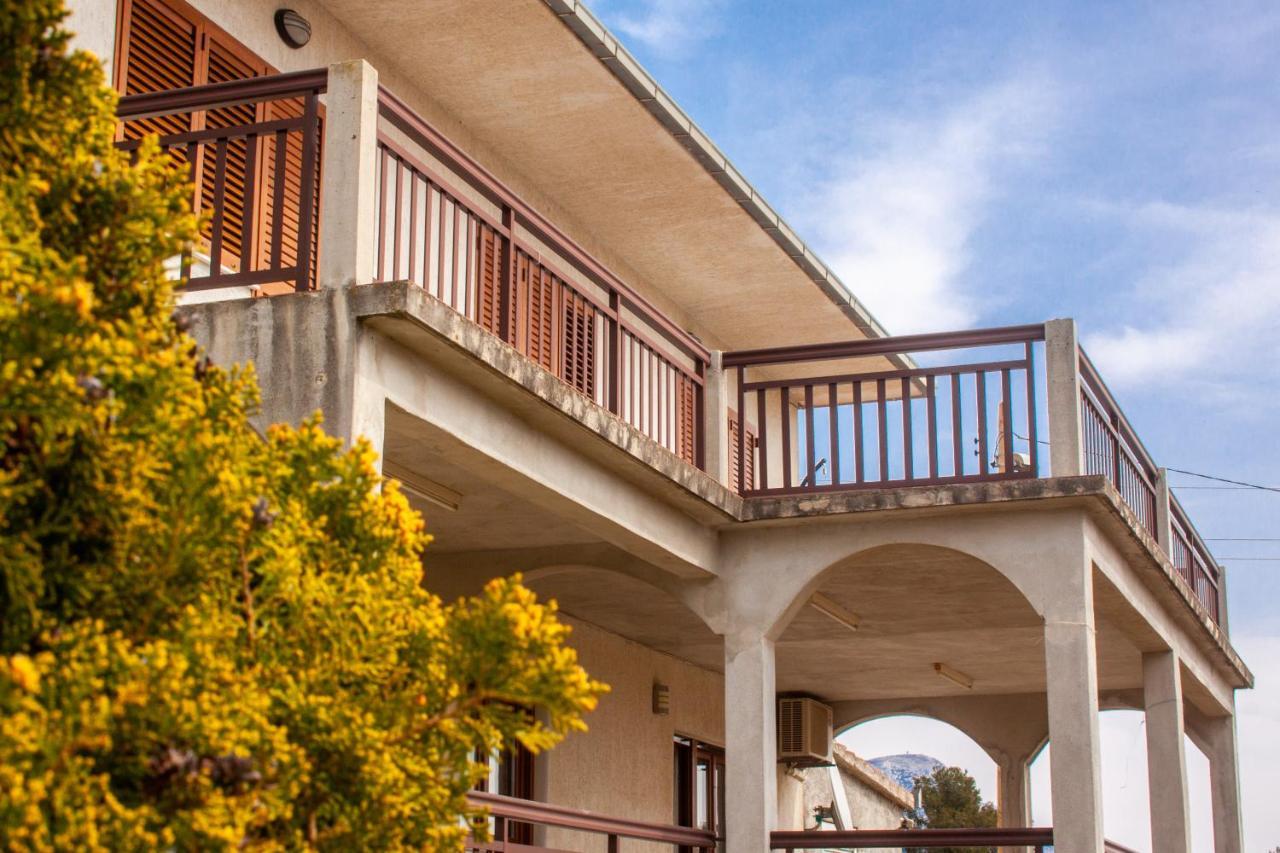 Apartment Juric Kaštel Novi Exterior foto
